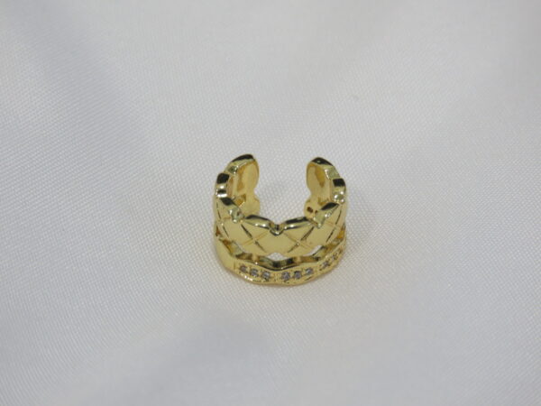 Earcuff